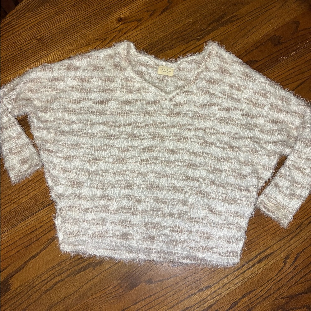 143 Story by Line Up Eyelash Knit Striped V-Neck Batwing Sweater‎ TY4306 Cream
